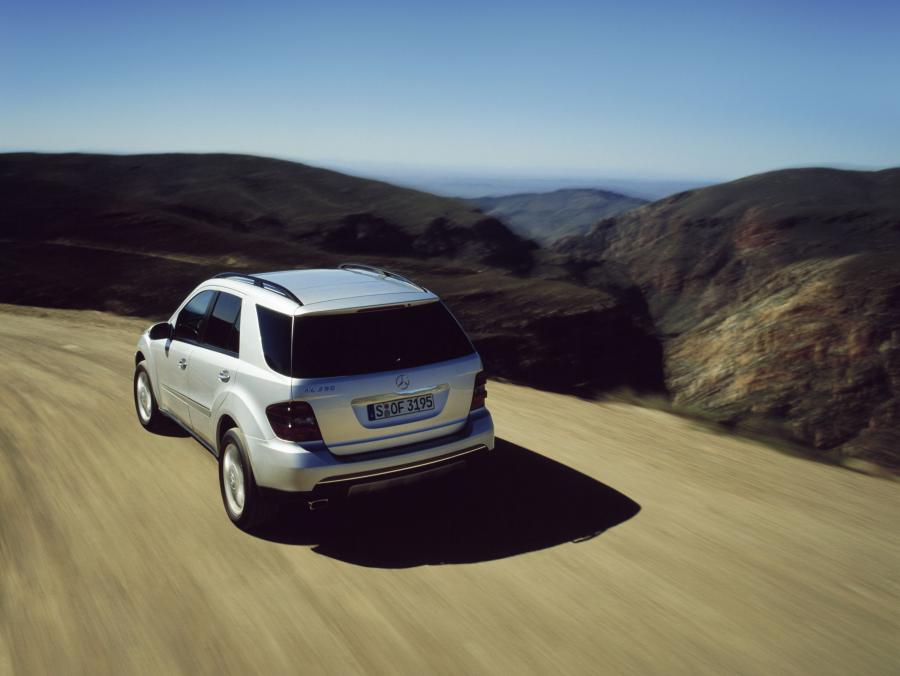 Mercedes-Benz ML-Class 2006 года  (фото 228 из 400)